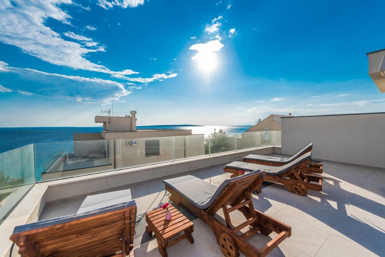 Luxury Penthouse Apartment Mandre Exterior photo