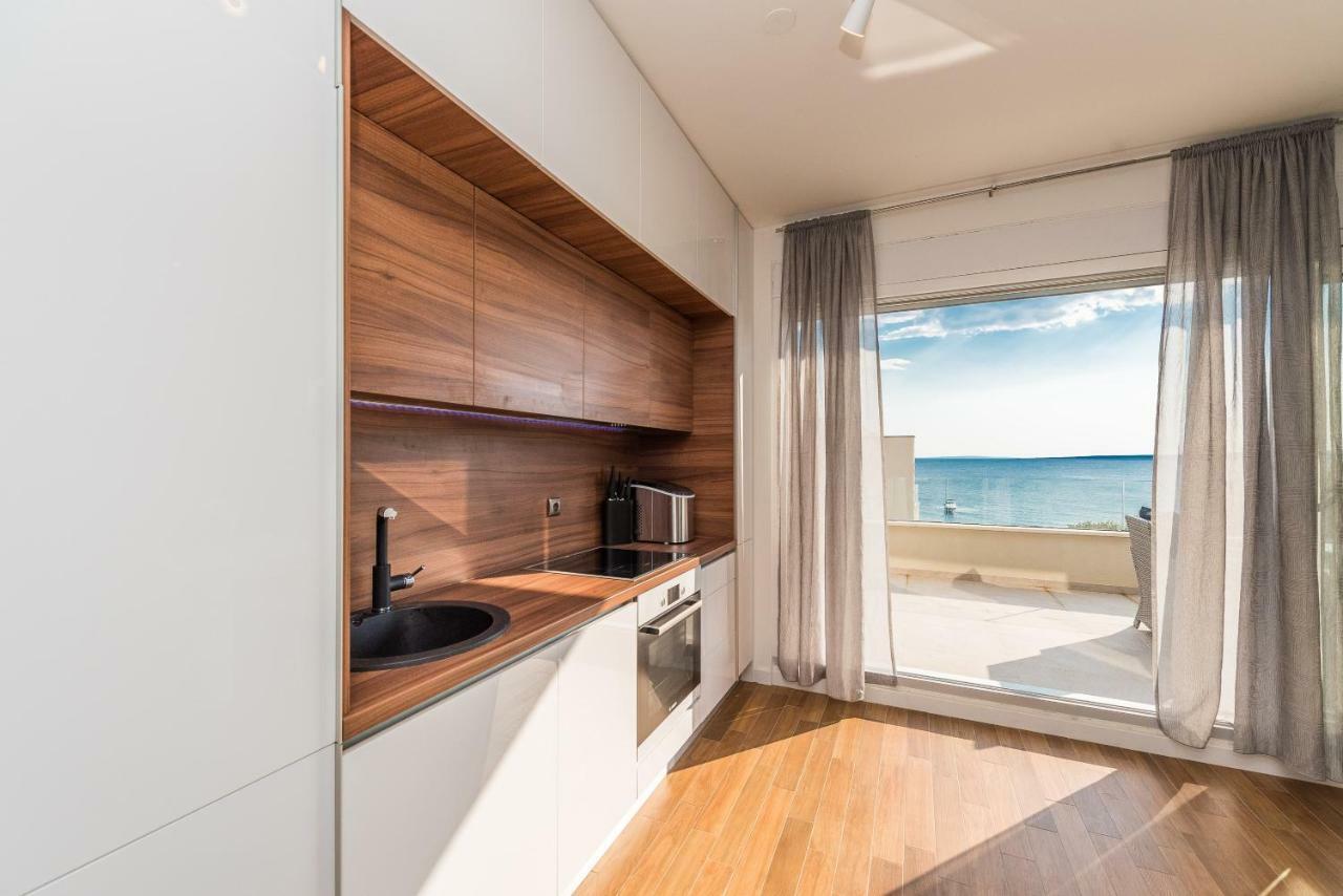 Luxury Penthouse Apartment Mandre Exterior photo