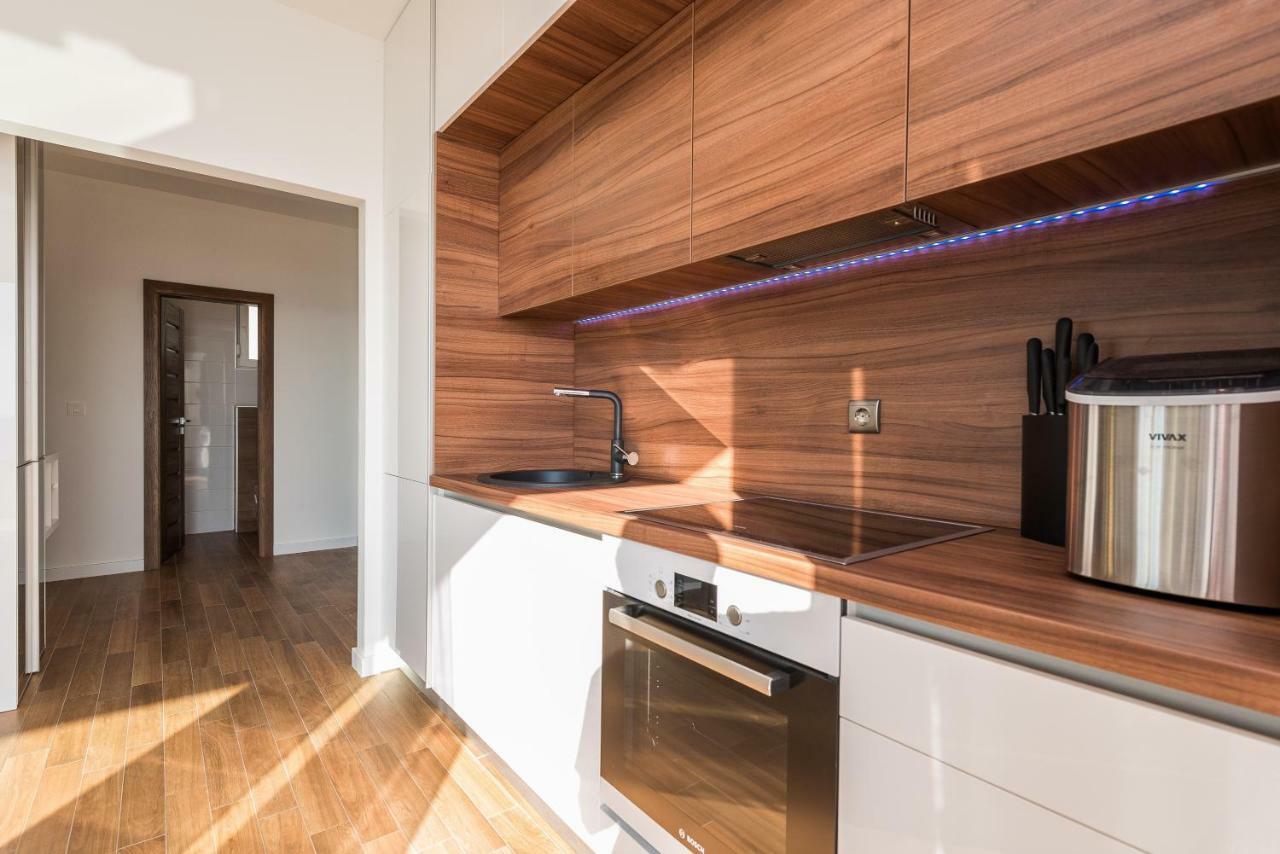 Luxury Penthouse Apartment Mandre Exterior photo